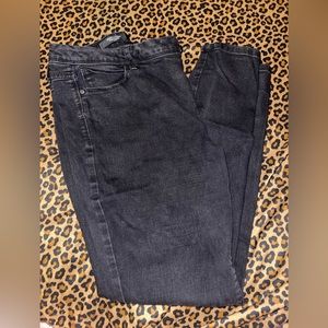 Black skinny jeans